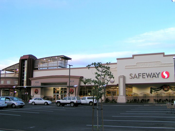 Safeway Kapahulu located on east end of Waikiki.